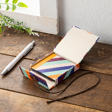 製本テープで仕上げる手製豆本