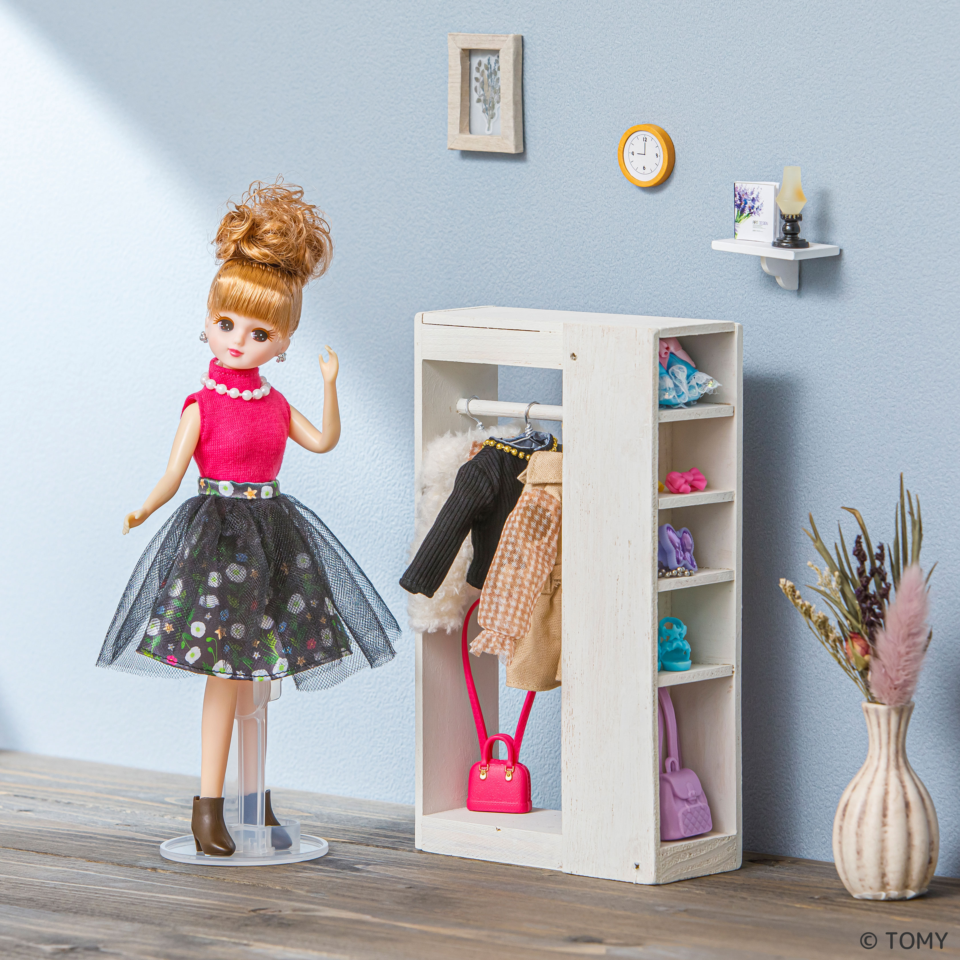 リカちゃんグッズを収納できるオリジナル家具作り